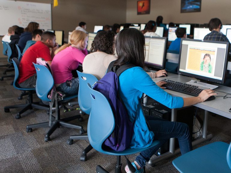 kidsInClassroom_770x578_ARROWHEAD057